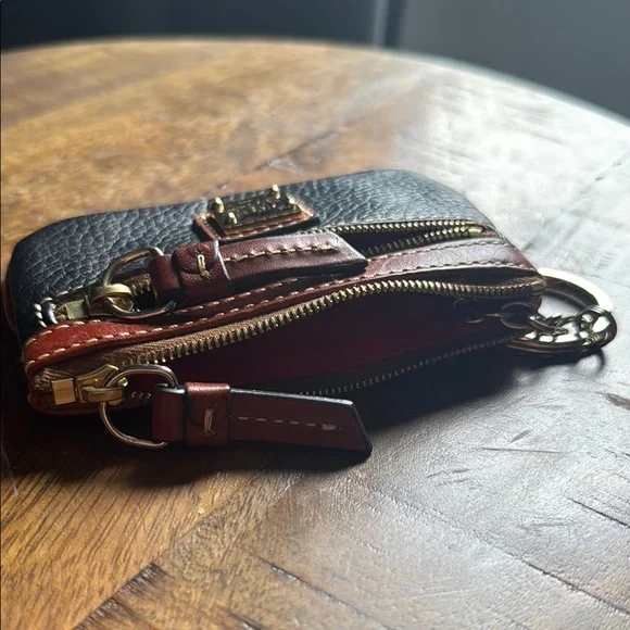 Dooney & Bourke Black and Tan Leather Keychain Wallet - Picture 3 of 3